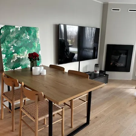 公寓 Lovely 2 Bedroom With Terrace *