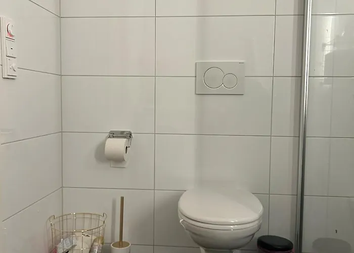 Lovely 2 Bedroom With Terrace 트롬쇠