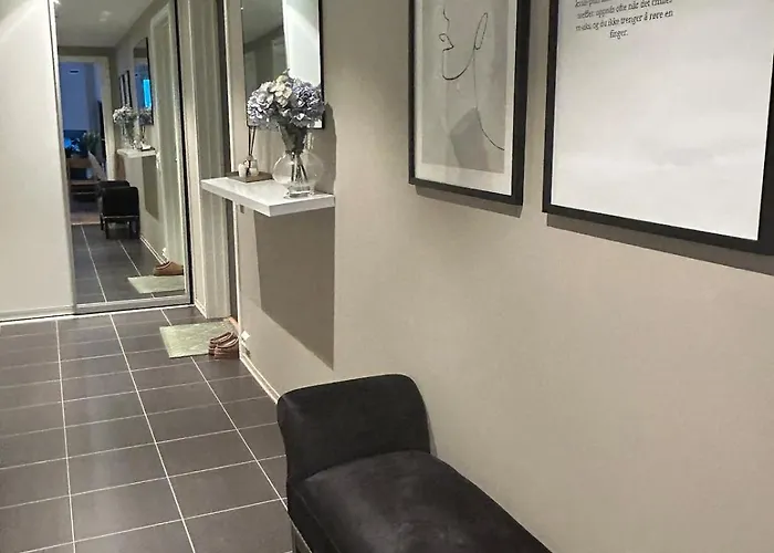 Lovely 2 Bedroom With Terrace 트롬쇠