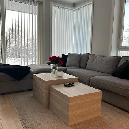 Lovely 2 Bedroom With Terrace